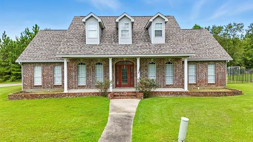 5997 Woods Rd, Picayune, MS, 39466-2352 | Card Image