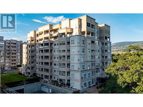 305-2265 Atkinson St, Penticton, BC, V2A8R7 | Card Image