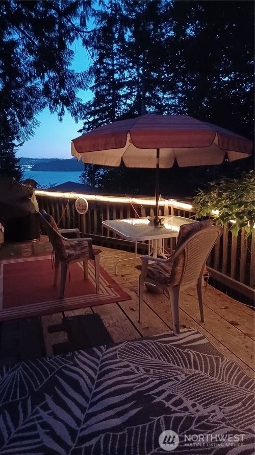 7408 Holiday Blvd, Anacortes, WA, 98221-9093 | Card Image