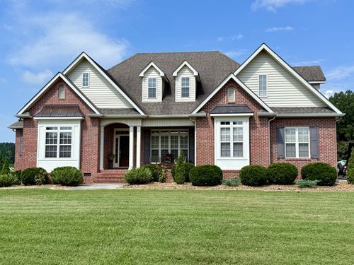 215 Wellington Dr, Manchester, TN, 37355-5945 | Card Image