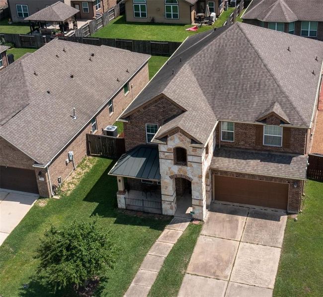 1911 Thunder Ridge Way, House other with 4 bedrooms, 4 bathrooms and 2 parking in Pearland TX | Image 29