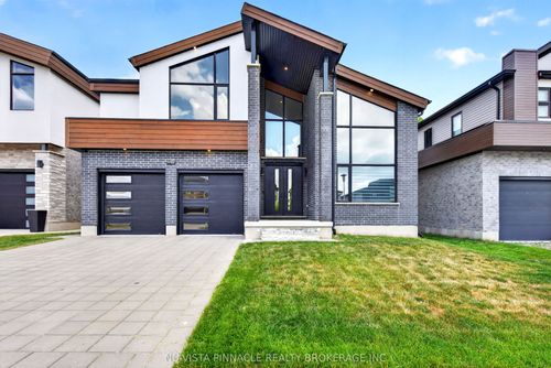 2168 Ironwood Rd, London, ON, N6K0H2 | Card Image