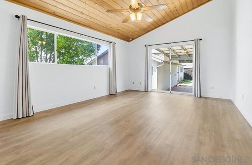 8224 Mount Vernon, Lemon Grove, CA, 91945 | Card Image