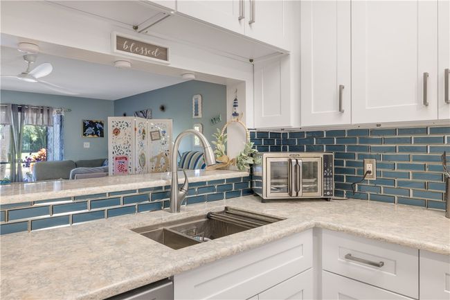 APT-1 - 5725 Pelican Pointe Dr, House attached with 2 bedrooms, 2 bathrooms and null parking in Sebastian FL | Image 10