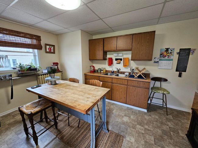 Kitchen/Eat-In/Unit 1 | Image 11