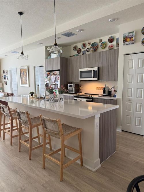 apt-38-7819 Nw 104th Ave, Doral, FL, 33178-4456 | Card Image