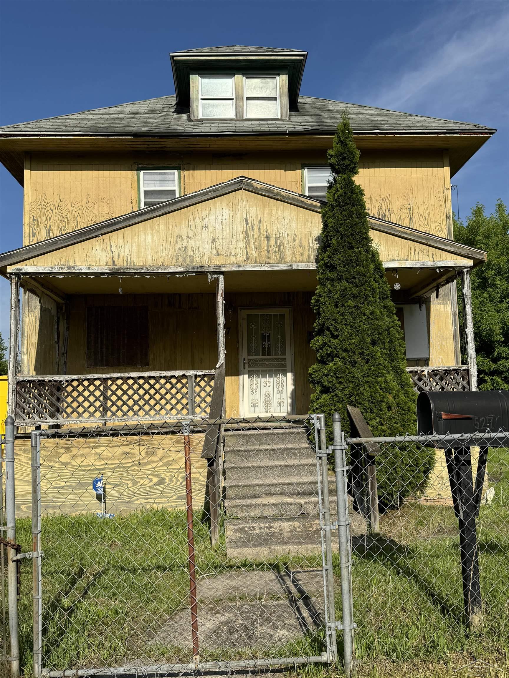 12th St, Saginaw, MI 48601