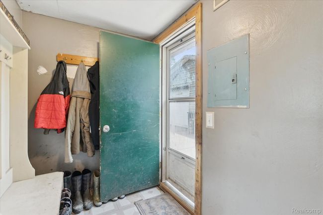 27-4828-Rathbun-Rd-Birch-Run-MI-48415-WindowStill-35.jpg | Image 26