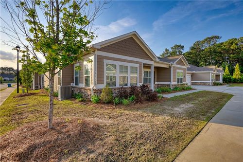 2929 Rambler Dr, Loganville, GA, 30052-3386 | Card Image