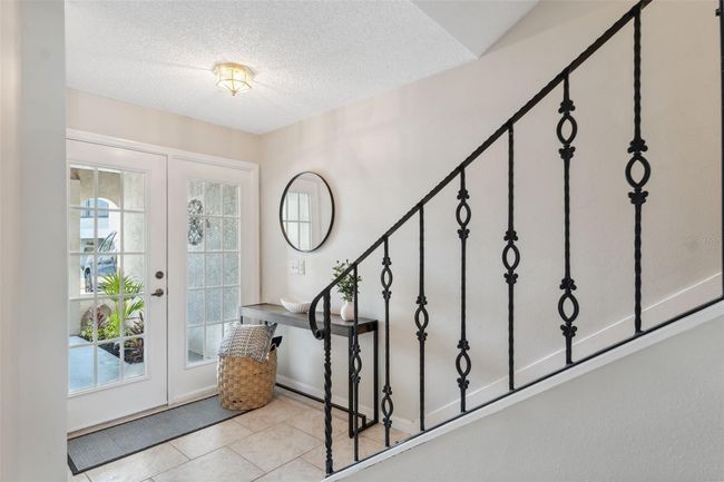 2387 - 2387 Hanover Dr, Townhouse with 3 bedrooms, 3 bathrooms and null parking in DUNEDIN FL | Image 6