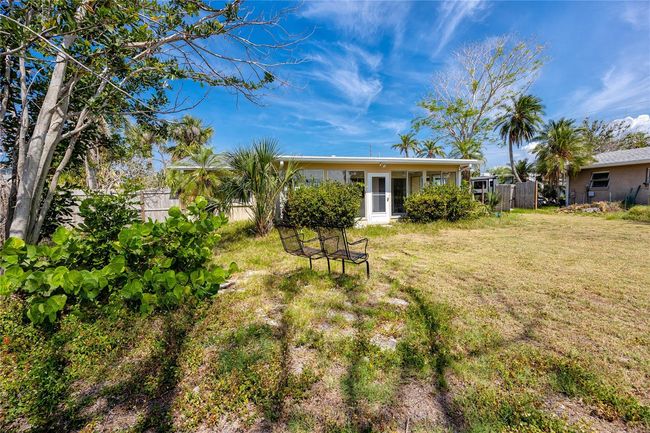 11465 7 Th St E, House other with 2 bedrooms, 2 bathrooms and null parking in Treasure Island FL | Image 41