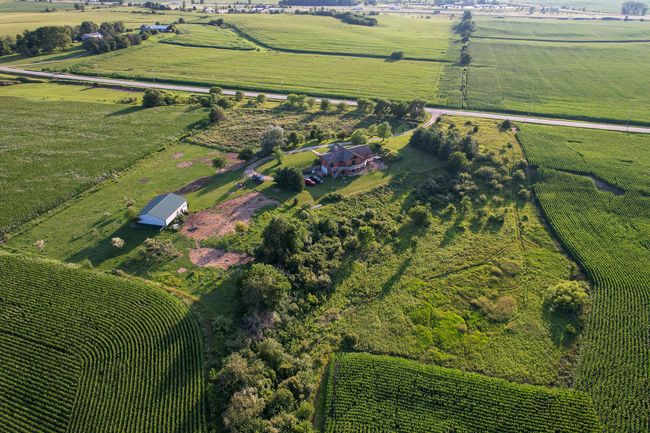 976 Paw Paw Rd, House other with 3 bedrooms, 3 bathrooms and 2 parking in Paw Paw IL | Image 74