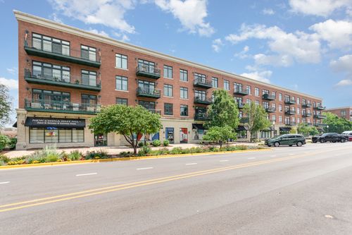 unit-307-140 S River St, Aurora, IL, 60506-6079 | Card Image