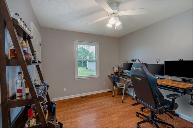Office or unofficial 4th bedroom (septic permit for 3 beds) | Image 28