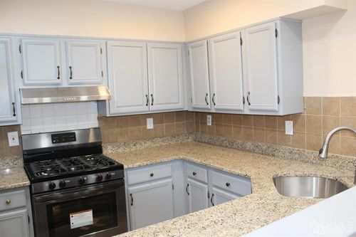 240 Hidden Woods Ct, Piscataway, NJ, 08854-3062 | Card Image