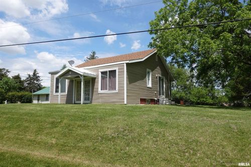 828 200th Ave, Monmouth, IL, 61462-9202 | Card Image