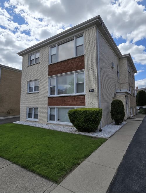 a-8157 Smith Lane, River Grove, IL, 60171 | Card Image