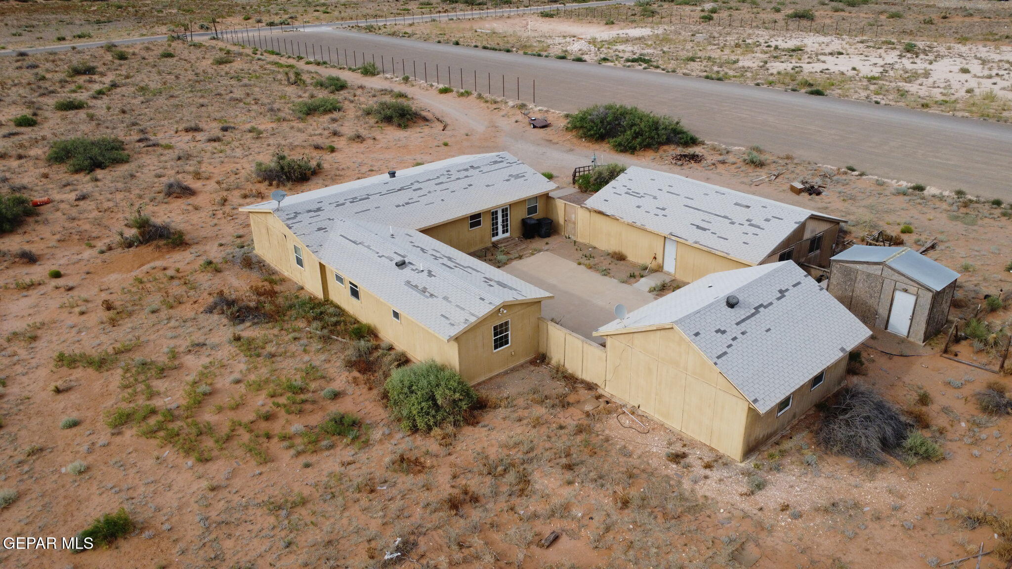 Residential in Clint 4