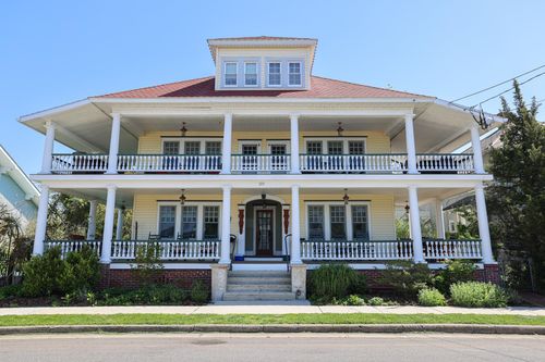 101-109 E Aster Rd, Wildwood Crest, NJ, 08260-4266 | Card Image