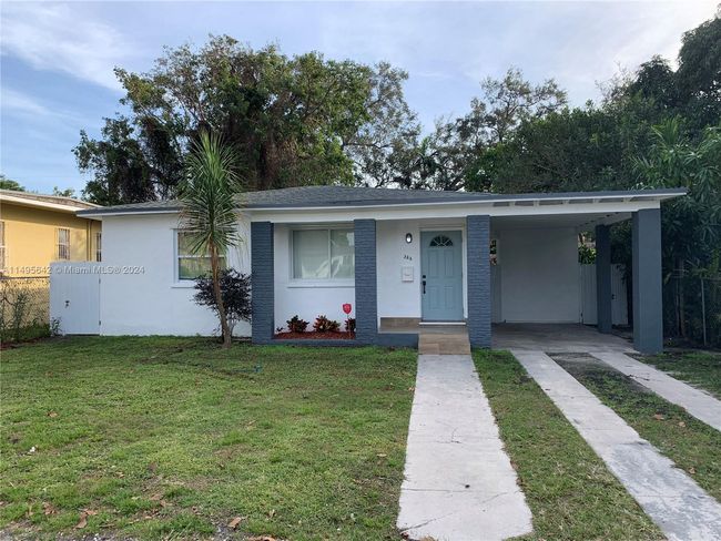 322 Ne 110th Ter, House other with 3 bedrooms, 2 bathrooms and null parking in Miami FL | Image 4