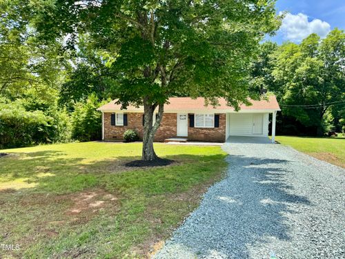 422 Hudson Rd, Milton, NC, 27305-9681 | Card Image