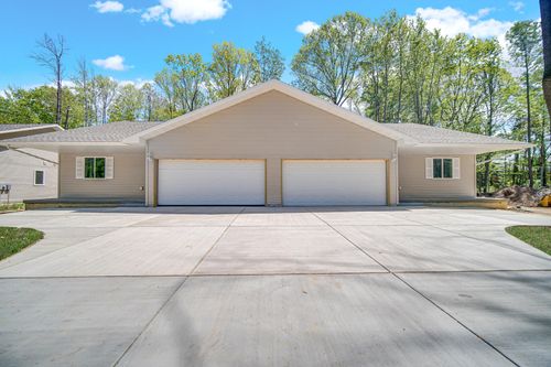 1524 S Woodland Ave, Michigan City, IN, 46360-7125 | Card Image