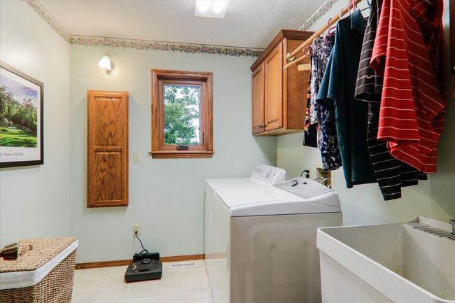 21 Bent Tree Ln, House other with 3 bedrooms, 3 bathrooms and null parking in Towanda IL | Image 10
