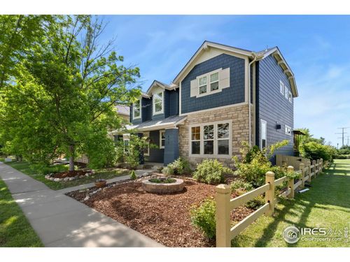 633 Deerwood Dr, Longmont, CO, 80504-8804 | Card Image