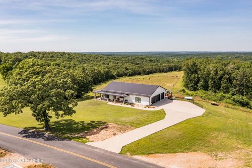 13924 Stevens Rd, RUSSELLVILLE, MO, 65074-2017 | Card Image