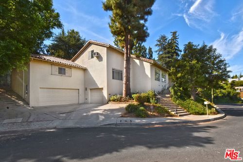 16050 Royal Mount Dr, Encino, CA, 91436-3338 | Card Image