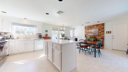 203 Great Western Rd, South Yarmouth, MA, 02664-2203 | Card Image