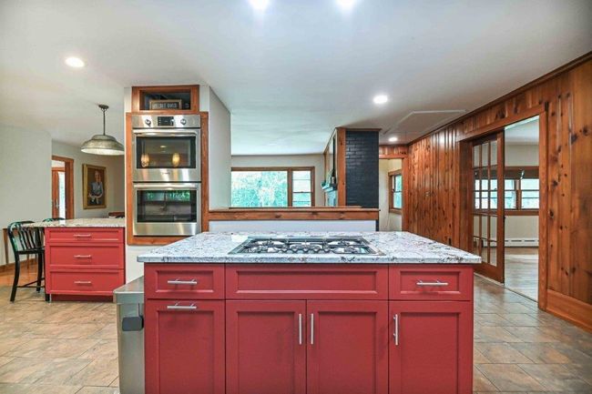 20 Old County Rd, House other with 3 bedrooms, 3 bathrooms and null parking in Cape Neddick ME | Image 27