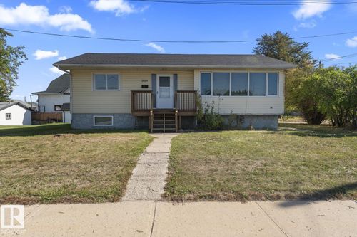 5019 62 St, Cold Lake, AB, T9M1T6 | Card Image