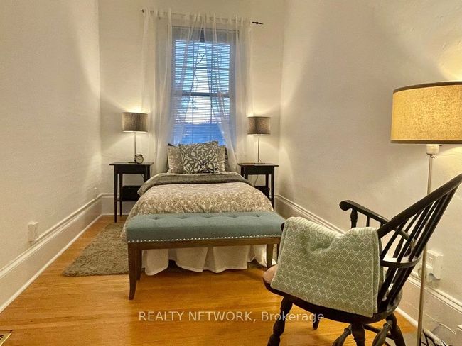 16 Hatt St, House attached with 3 bedrooms, 3 bathrooms and null parking in Dundas ON | Image 12