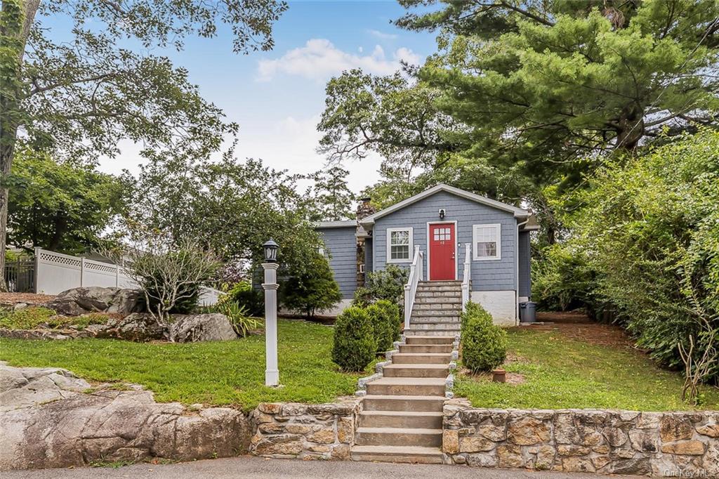 Ridgecrest Rd, Lake Peekskill, NY 10537