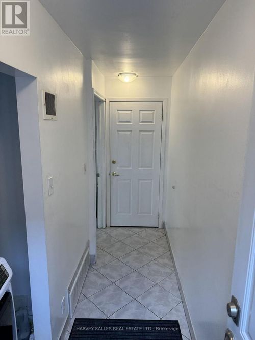 258 Maxwell Street, Toronto (Bathurst Manor), ON, M3R5B9 | Card Image