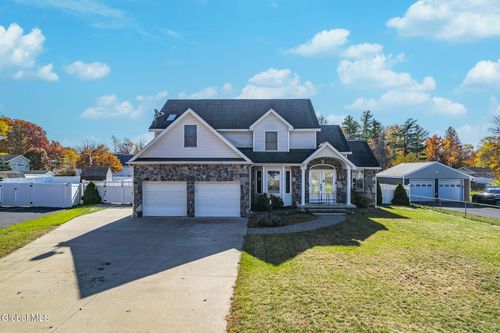 7 Theresa Ann Ct, Colonie, NY, 12205-3603 | Card Image