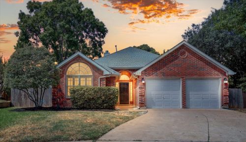 2613 Lakeshore Dr, Flower Mound, TX, 75028-7551 | Card Image