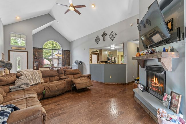 45 Stone Ridge-9 | Image 12