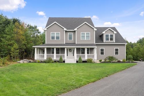 12 Tanya Ln, Brentwood, NH, 03833-3249 | Card Image