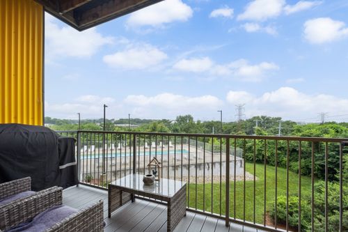 apt-219-400 Herron Dr, Nashville, TN, 37210-4649 | Card Image