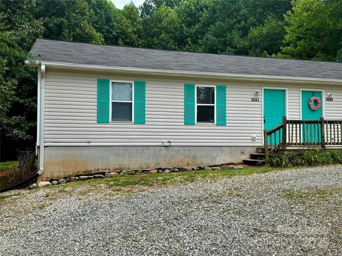 5591 Wrenn Dr, Denver, NC, 28037-8776 | Card Image