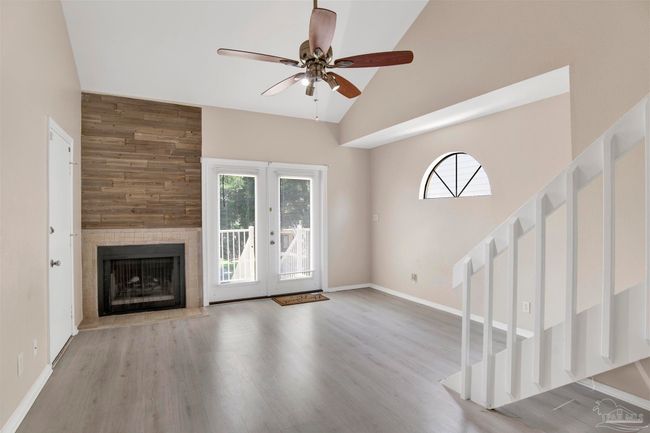 APT-1121 - 5001 Grande Dr, House other with 1 bedrooms, 1 bathrooms and 2 parking in Pensacola FL | Image 6