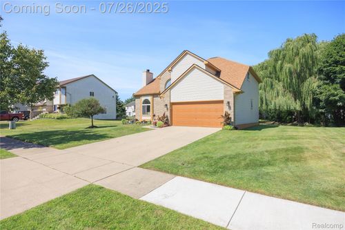 7026 Belle Pointe Dr, Van Buren Township, MI, 48111-5355 | Card Image