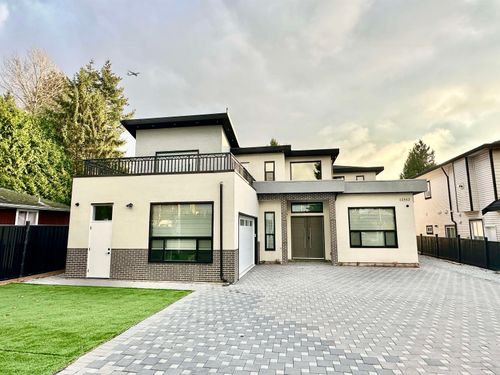 12352 96 Ave, Surrey, BC, V3V1W7 | Card Image