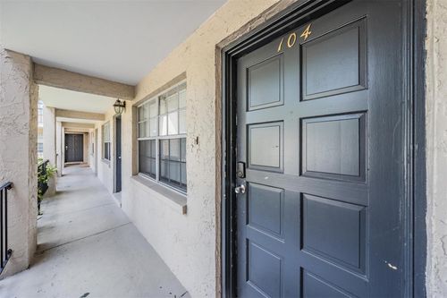 apt-104-3718 W Mckay Ave, TAMPA, FL, 33609-4532 | Card Image