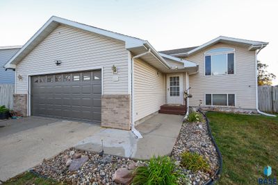 815 Kevin Dr, House other with 4 bedrooms, 2 bathrooms and null parking in Tea SD | Image 1