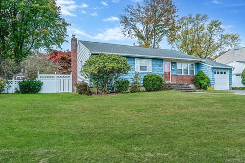 266 Tree Rd, Centereach, NY, 11720-2344 | Card Image