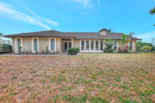 17500 Sw 68th Ct, Southwest Ranches, FL, 33331-1924 | Card Image