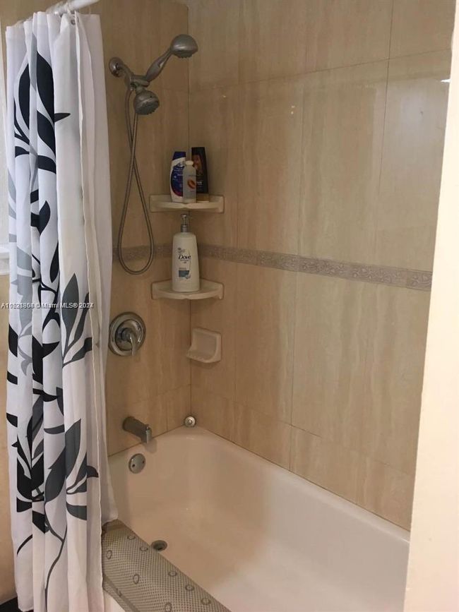 APT-115 - 6707 N Kendall Dr, Condo with 3 bedrooms, 3 bathrooms and null parking in Pinecrest FL | Image 8